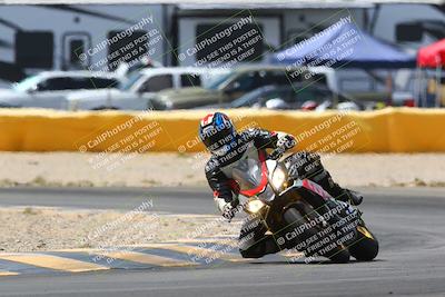 media/Apr-10-2022-SoCal Trackdays (Sun) [[f104b12566]]/Turn 2 (1135am)/